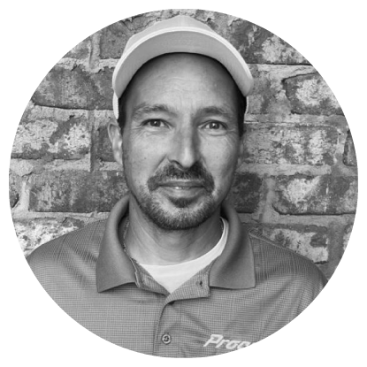 Mark  Oldfield Photo